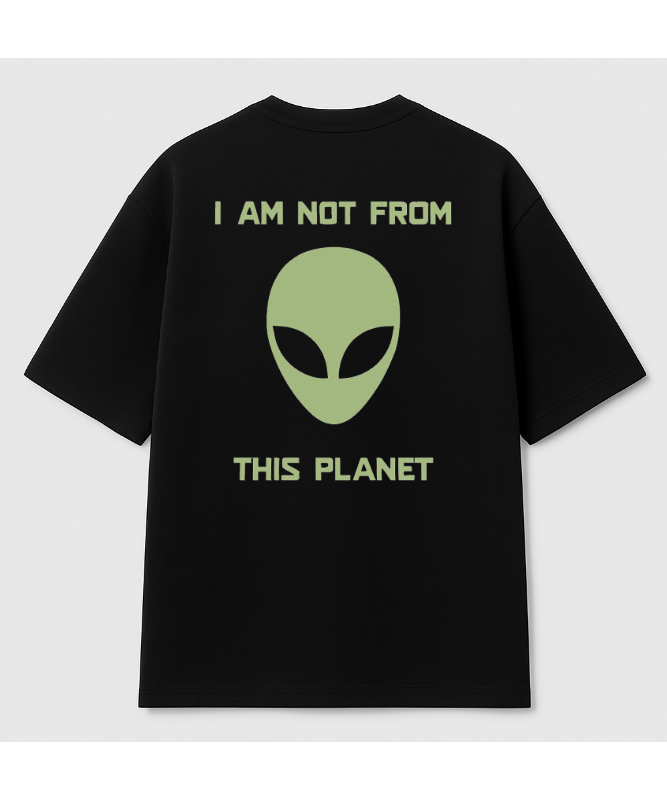 Invasion Oversized graphic tee
